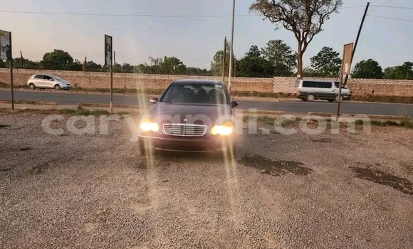 Buy Used Volvo XC40 Red Car in Lusaka in Zambia Buy Used Volvo XC40 Red Car in Lusaka in Zambia