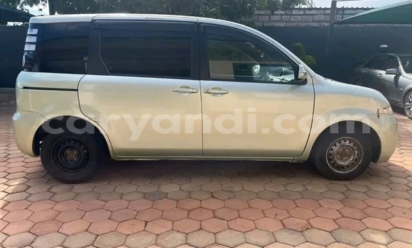 Buy Used Toyota Sienta Silver Car in Lusaka in Zambia Buy Used Toyota Sienta Silver Car in Lusaka in Zambia