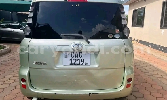 Buy Used Toyota Sienta Silver Car in Lusaka in Zambia Buy Used Toyota Sienta Silver Car in Lusaka in Zambia