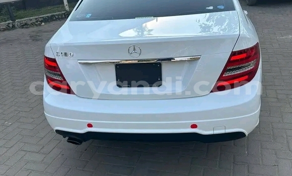 Buy Used Mercedes-Benz C-Classe White Car in Lusaka in Zambia Buy Used Mercedes-Benz C-Classe White Car in Lusaka in Zambia