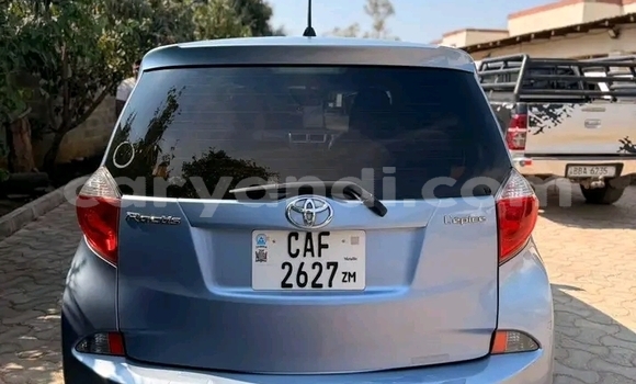 Acheter Occasion Voiture Toyota Ractis Noir à Lusaka, Zambie Acheter Occasion Voiture Toyota Ractis Noir à Lusaka, Zambie