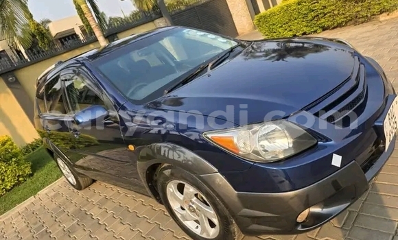 Tenga Tsaru Toyota Voltz Zvimwe Mota in Kaoma in Western