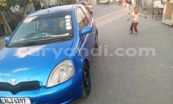 Acheter Occasion Voiture Toyota Vitz Bleu à Lusaka, Zambie Acheter Occasion Voiture Toyota Vitz Bleu à Lusaka, Zambie