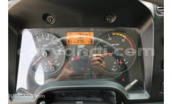 Buy Import Mitsubishi Fuso White Truck in Import - Dubai in Zambia