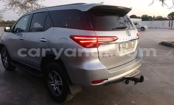 Tenga Tsaru Toyota Fortuner Zvimwe Mota in Lusaka in Zambia Tenga Tsaru Toyota Fortuner Zvimwe Mota in Lusaka in Zambia