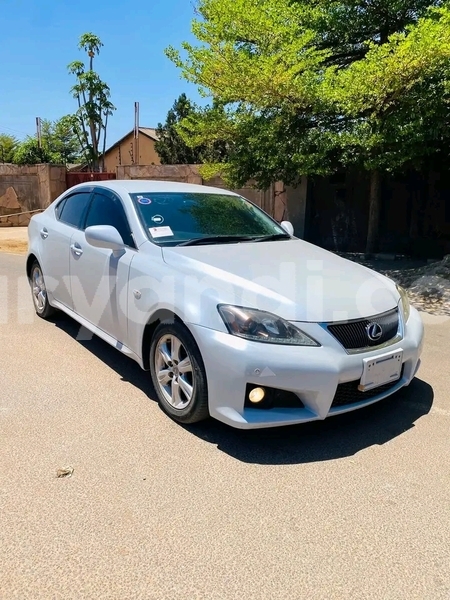 Big with watermark lexus is 300 zambia lusaka 30333