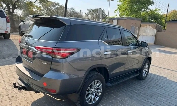 Acheter Occasion Voiture Toyota Fortuner Autre à Lusaka, Zambie Acheter Occasion Voiture Toyota Fortuner Autre à Lusaka, Zambie