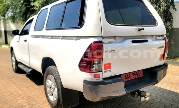 Tenga Tsaru Toyota Hilux Chena Mota in Lusaka in Zambia Tenga Tsaru Toyota Hilux Chena Mota in Lusaka in Zambia