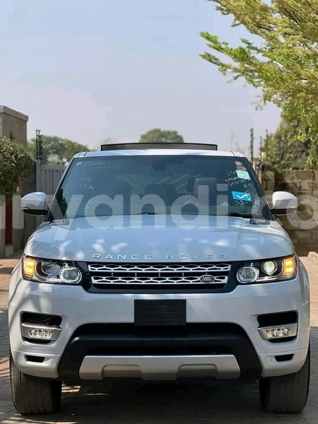 Big with watermark range rover evoque southern choma 30345