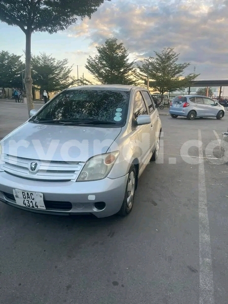 Big with watermark toyota ist zambia lusaka 30370