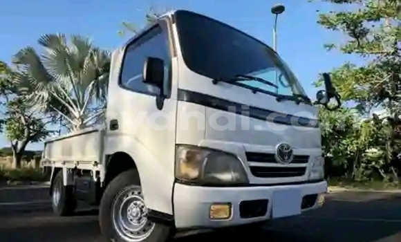 Tenga Tsaru Toyota Dyna Chena Rori in Lusaka in Zambia Tenga Tsaru Toyota Dyna Chena Rori in Lusaka in Zambia