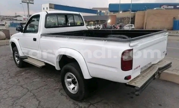 Tenga Tsaru Toyota Hilux Chena Mota in Lusaka in Zambia Tenga Tsaru Toyota Hilux Chena Mota in Lusaka in Zambia