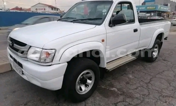 Tenga Tsaru Toyota Hilux Chena Mota in Lusaka in Zambia Tenga Tsaru Toyota Hilux Chena Mota in Lusaka in Zambia