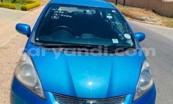 Nunua Ilio tumika Honda FIT Nyingine Gari ndani ya Lusaka nchini Zambia Nunua Ilio tumika Honda FIT Nyingine Gari ndani ya Lusaka nchini Zambia