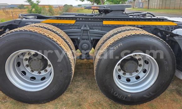 Acheter Occasion Utilitaire Volvo FL Blanc à Lusaka, Zambie Acheter Occasion Utilitaire Volvo FL Blanc à Lusaka, Zambie