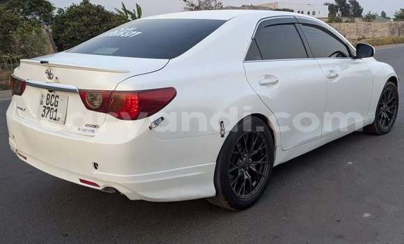 Acheter Occasion Voiture Toyota Mark X Blanc à Lusaka, Zambie Acheter Occasion Voiture Toyota Mark X Blanc à Lusaka, Zambie