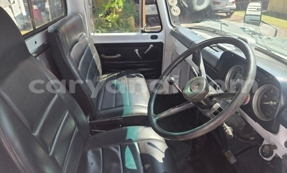 Acheter Occasion Utilitaire Toyota DA Blanc à Lusaka, Zambie Acheter Occasion Utilitaire Toyota DA Blanc à Lusaka, Zambie