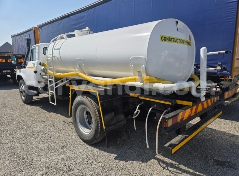 Big with watermark toyota da zambia lusaka 30430