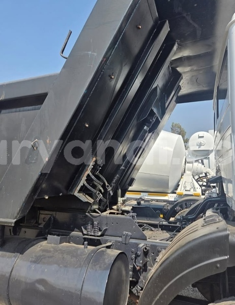 Big with watermark mercedes benz tipper zambia lusaka 30431