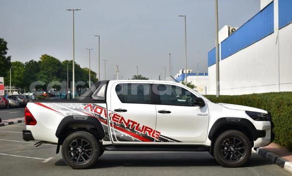 Buy Used Toyota Hilux White Car in Lusaka in Zambia Buy Used Toyota Hilux White Car in Lusaka in Zambia