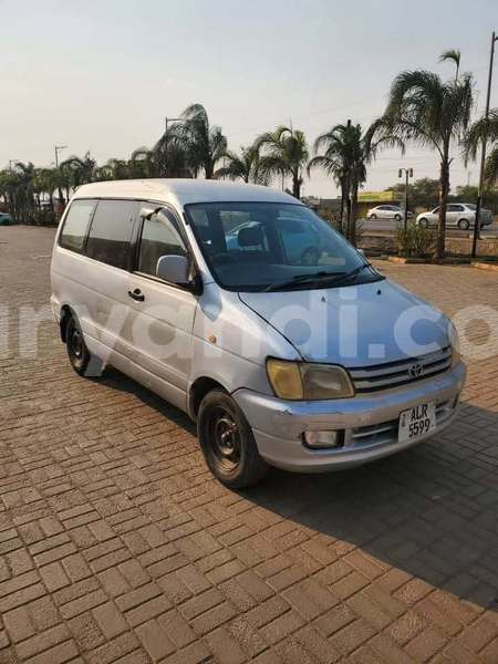 Big with watermark suzuki escudo zambia lusaka 30439