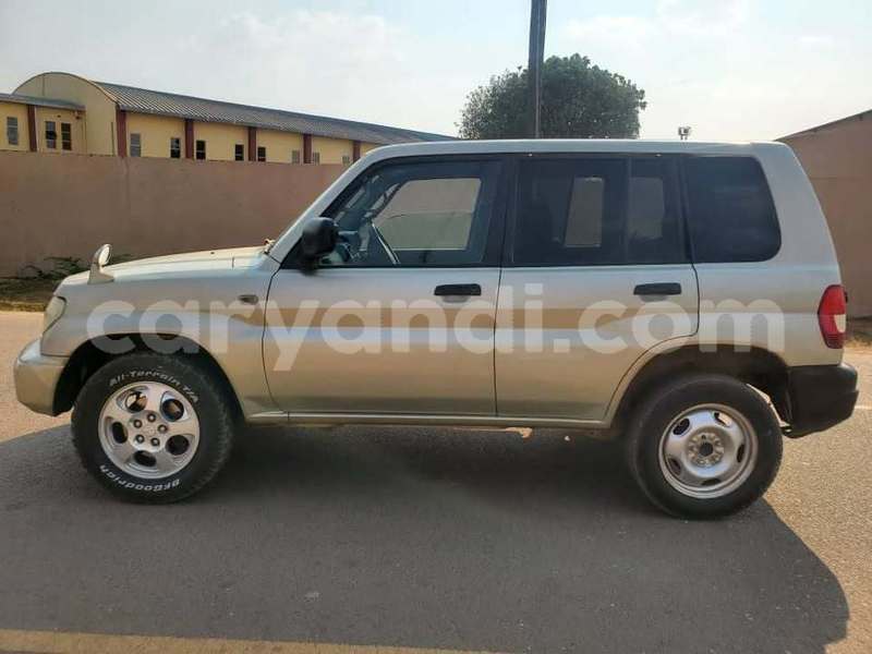 Big with watermark mitsubishi pajero io zambia lusaka 30440