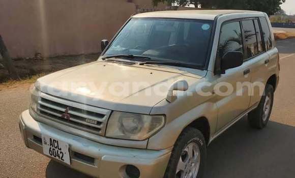 Acheter Occasion Voiture Mitsubishi Pajero iO Autre à Lusaka, Zambie Acheter Occasion Voiture Mitsubishi Pajero iO Autre à Lusaka, Zambie