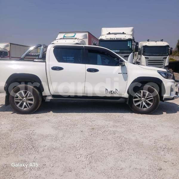 Big with watermark toyota hilux zambia lusaka 30443