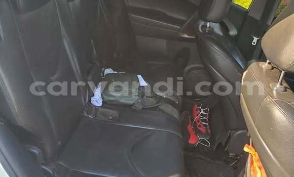 Nunua Ilio tumika Toyota Vanguard Nyeupe Gari ndani ya Lusaka nchini Zambia Nunua Ilio tumika Toyota Vanguard Nyeupe Gari ndani ya Lusaka nchini Zambia