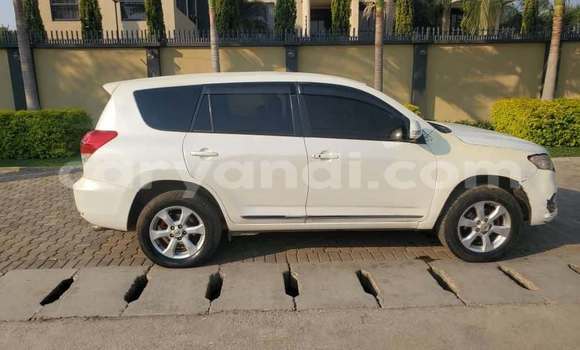 Nunua Ilio tumika Toyota Vanguard Nyeupe Gari ndani ya Lusaka nchini Zambia Nunua Ilio tumika Toyota Vanguard Nyeupe Gari ndani ya Lusaka nchini Zambia