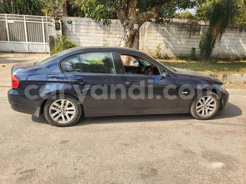 Big with watermark bmw 3200 zambia lusaka 30450