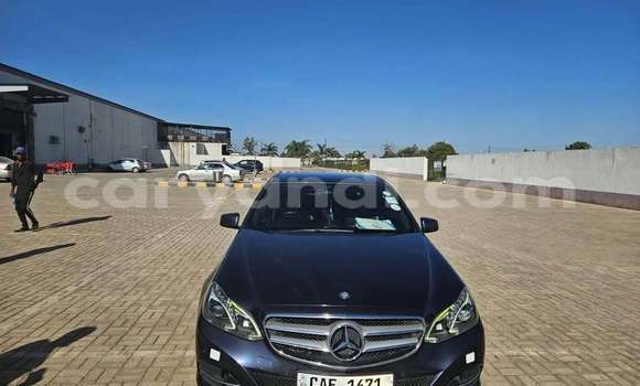 Acheter Occasion Voiture Mercedes-Benz E-Classe Noir à Lusaka, Zambie Acheter Occasion Voiture Mercedes-Benz E-Classe Noir à Lusaka, Zambie
