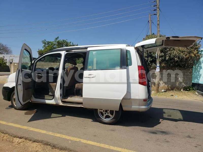 Big with watermark nissan serena zambia lusaka 30454