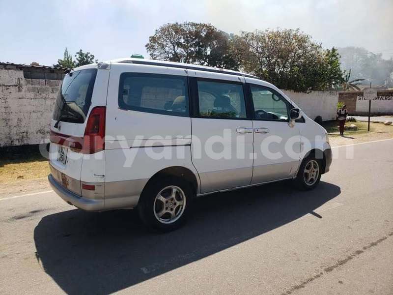 Big with watermark nissan serena zambia lusaka 30454