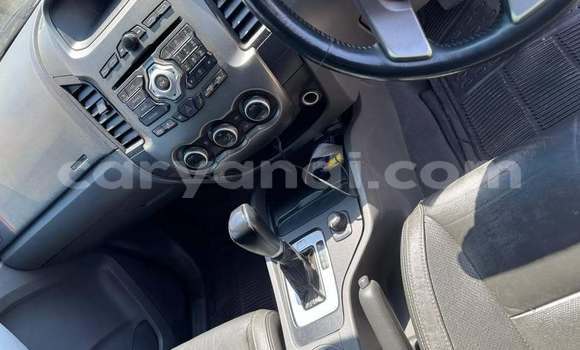 Nunua Ilio tumika Ford Ranger Nyeupe Gari ndani ya Lusaka nchini Zambia Nunua Ilio tumika Ford Ranger Nyeupe Gari ndani ya Lusaka nchini Zambia