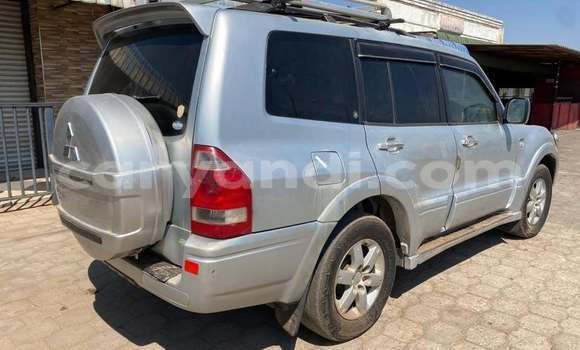 Nunua Ilio tumika Mitsubishi Pajero Nyingine Gari ndani ya Lusaka nchini Zambia Nunua Ilio tumika Mitsubishi Pajero Nyingine Gari ndani ya Lusaka nchini Zambia