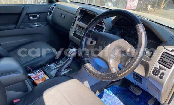 Nunua Ilio tumika Mitsubishi Pajero Nyingine Gari ndani ya Lusaka nchini Zambia Nunua Ilio tumika Mitsubishi Pajero Nyingine Gari ndani ya Lusaka nchini Zambia