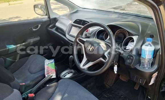 Nunua Ilio tumika Honda FIT Nyeusi Gari ndani ya Lusaka nchini Zambia Nunua Ilio tumika Honda FIT Nyeusi Gari ndani ya Lusaka nchini Zambia