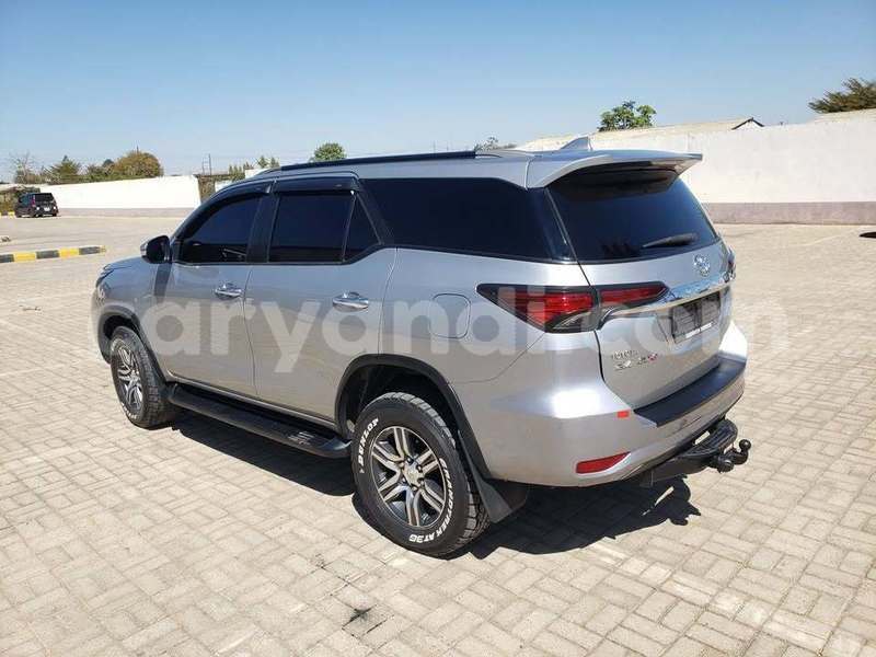 Big with watermark toyota fortuner zambia lusaka 30463