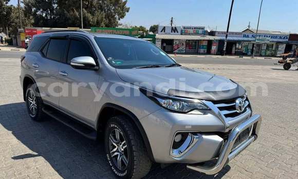 Acheter Occasion Voiture Toyota Fortuner Autre à Lusaka, Zambie Acheter Occasion Voiture Toyota Fortuner Autre à Lusaka, Zambie
