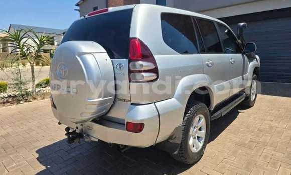 Acheter Occasion Voiture Toyota Land Cruiser Prado Blanc à Lusaka, Zambie Acheter Occasion Voiture Toyota Land Cruiser Prado Blanc à Lusaka, Zambie