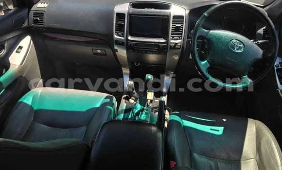 Acheter Occasion Voiture Toyota Land Cruiser Prado Blanc à Lusaka, Zambie Acheter Occasion Voiture Toyota Land Cruiser Prado Blanc à Lusaka, Zambie