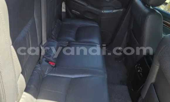 Acheter Occasion Voiture Toyota Land Cruiser Prado Blanc à Lusaka, Zambie Acheter Occasion Voiture Toyota Land Cruiser Prado Blanc à Lusaka, Zambie