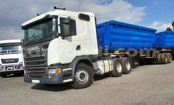 Nunua Ilio tumika Scania R420 Nyeupe Lori ndani ya Lusaka nchini Zambia Nunua Ilio tumika Scania R420 Nyeupe Lori ndani ya Lusaka nchini Zambia