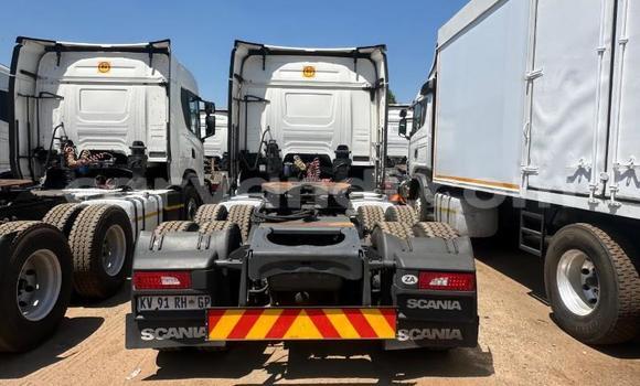 Buy Used Scania R420 White Truck in Lusaka in Zambia Buy Used Scania R420 White Truck in Lusaka in Zambia