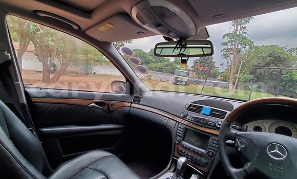 Buy Used Mercedes‒Benz E–Class Black Car in Lusaka in Zambia Buy Used Mercedes‒Benz E–Class Black Car in Lusaka in Zambia