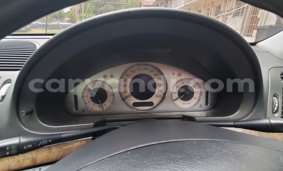 Buy Used Mercedes‒Benz E–Class Black Car in Lusaka in Zambia Buy Used Mercedes‒Benz E–Class Black Car in Lusaka in Zambia