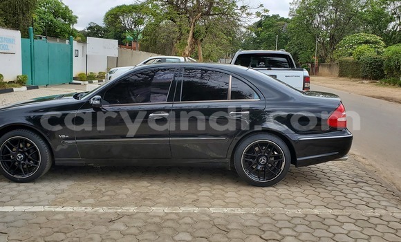 Buy Used Mercedes‒Benz E–Class Black Car in Lusaka in Zambia Buy Used Mercedes‒Benz E–Class Black Car in Lusaka in Zambia
