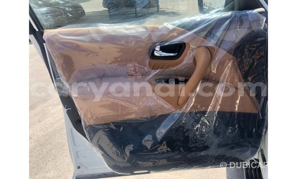 Acheter Import Voiture Nissan Patrol Blanc à Import - Dubai, Zambie Acheter Import Voiture Nissan Patrol Blanc à Import - Dubai, Zambie