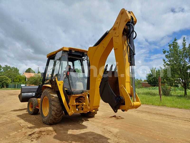 Big with watermark caterpillar 120 zambia lusaka 30496